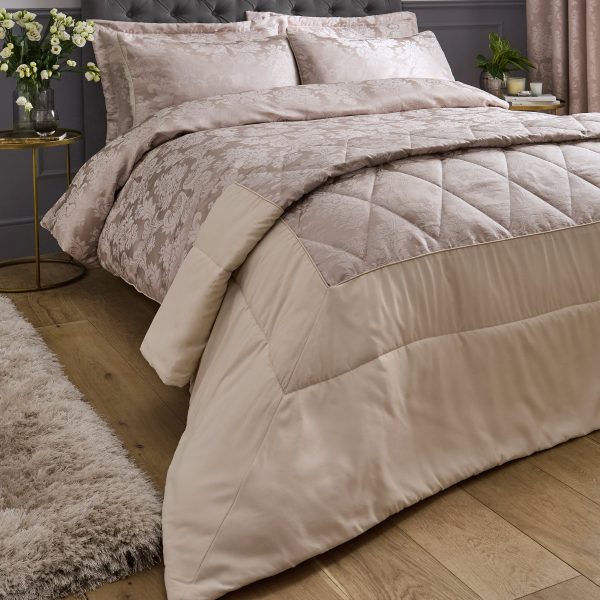 Catherine Lansfield Damask Jacquard Bedspread | Bed Sava