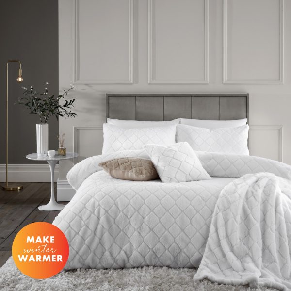 Catherine Lansfield Cosy Diamond Faux Fur Duvet Cover Set with Pillowcases | Bed Sava
