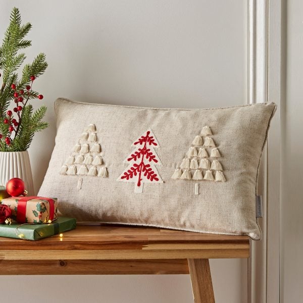Catherine Lansfield Tufted Christmas Tree Cushion | Bed Sava