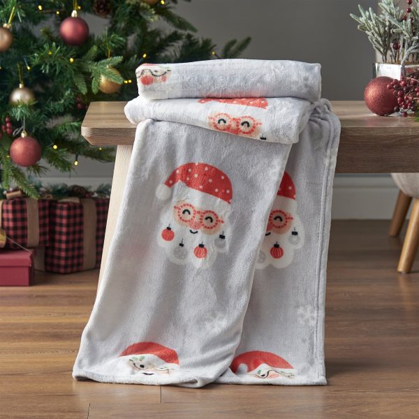 Catherine Lansfield Christmas Santa Spec Tacular Cosy Fleece Blanket Throw | Bed Sava