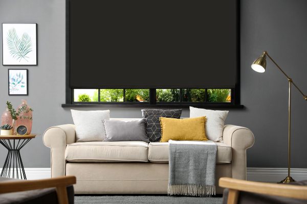 Blackout Roller Blind | Bed Sava