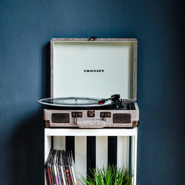 Crosley Cruiser Plus Deluxe Portable Turntable Havana | Bed Sava