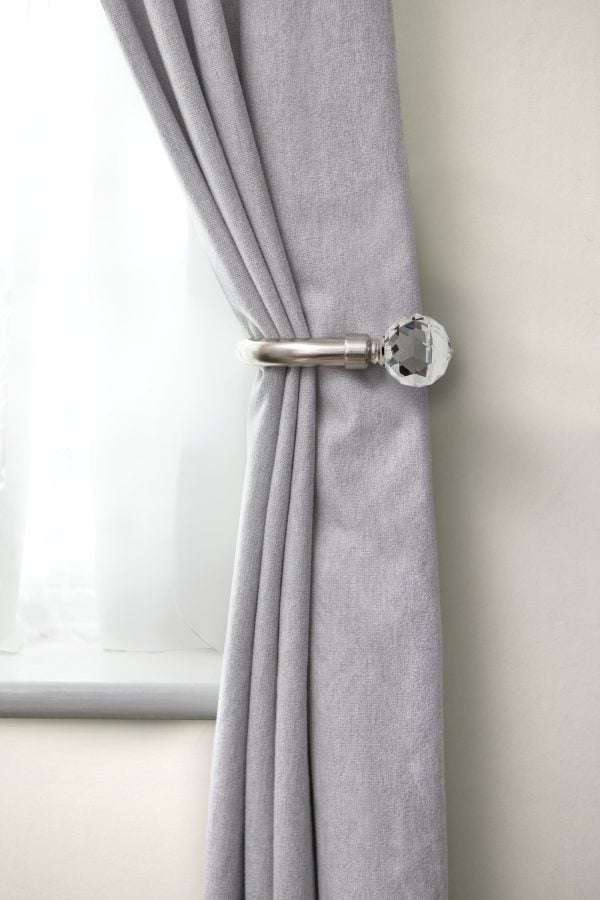 Crystal  Pair of Holdback Tiebacks with End Finials | Bed Sava