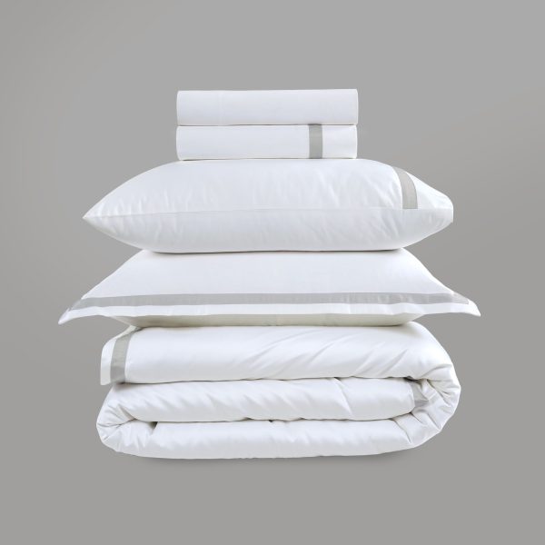 800 Thread Count Egyptian Cotton Heiress Bedding Set  White and Lunar Grey Double  White and Lunar Grey | Bed Sava