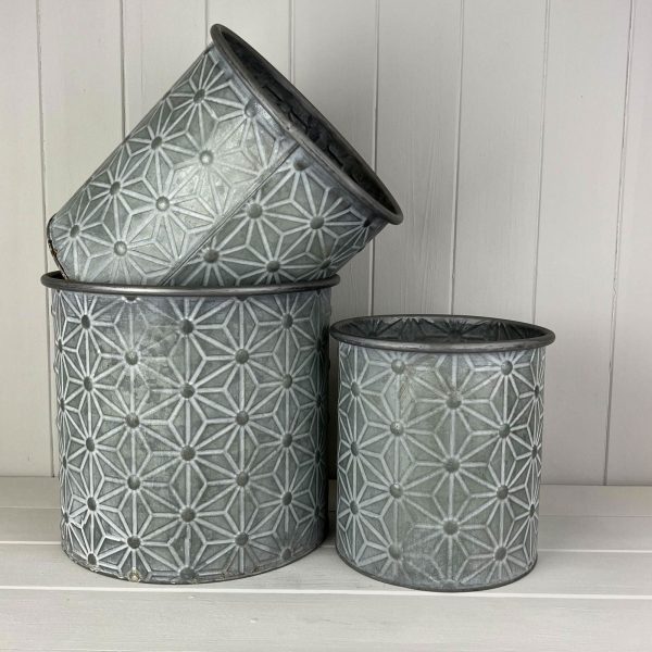 Embossed Daisy Designed Planters Set of 3 | Bed Sava