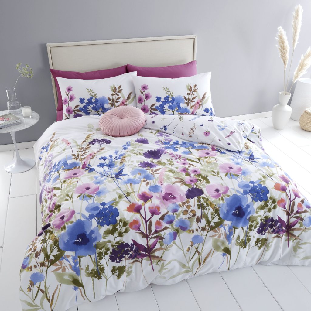 Catherine Lansfield Countryside Floral Reversible Duvet Cover Set with Pillowcases | Bed Sava