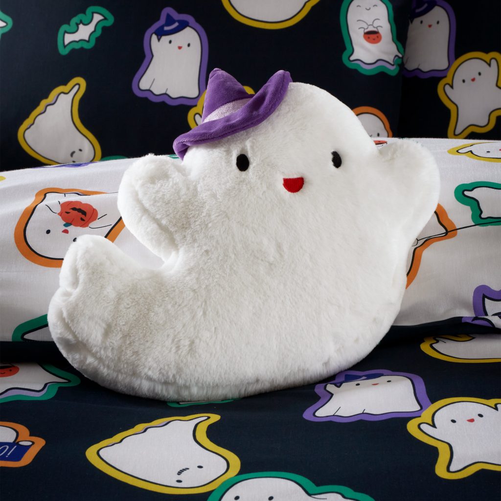 Catherine Lansfield Halloween Ghosts 3D Shaped Cushion | Bed Sava