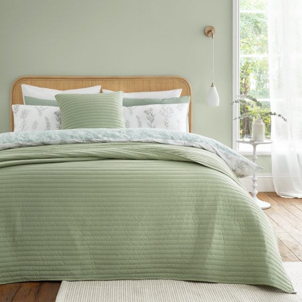 Bianca Quilted Lines Bedspread | Bed Sava