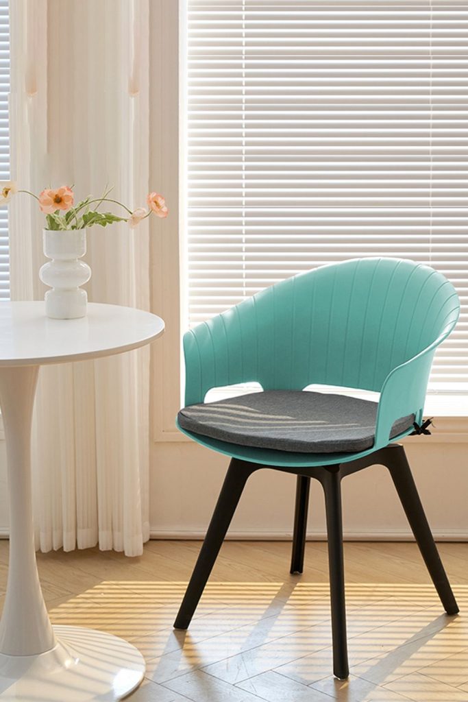 4Pcs Swivel PP Dining Chairs with Armrest ( Load Capacity 150kg )