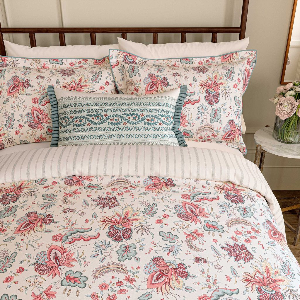 V&A Chintz Reverie Kingsize Duvet Cover SET, Red/Teal